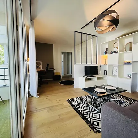 Casa Front De Maine Apartamento