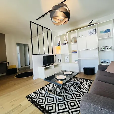 Casa Front De Maine Apartamento