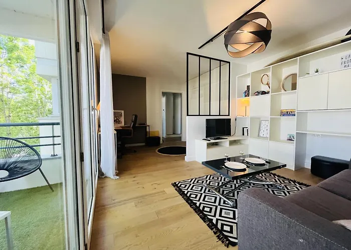 Casa Front De Maine شقة