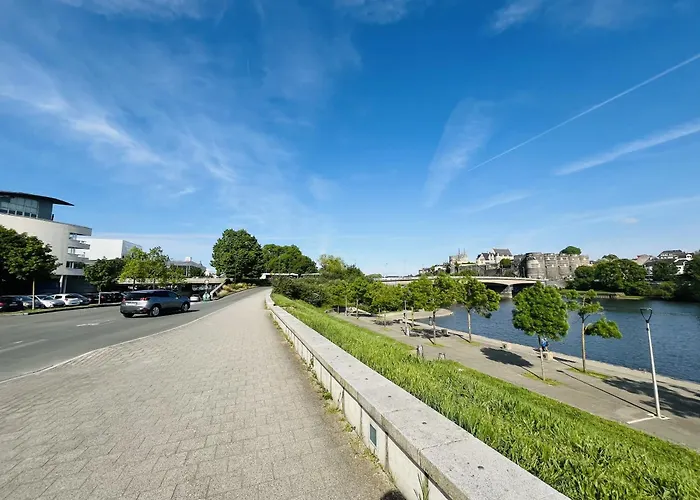 Casa Front De Maine شقة أنجير