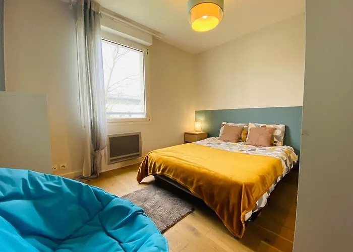 Casa Front De Maine أنجير